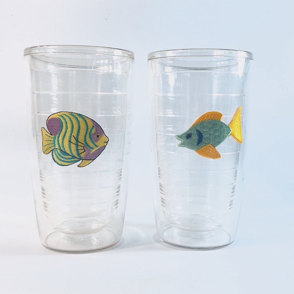 2 Tervis Tumblers Tropical Fish 14 oz Nautical Ocean Beach Blue Yellow Purple
